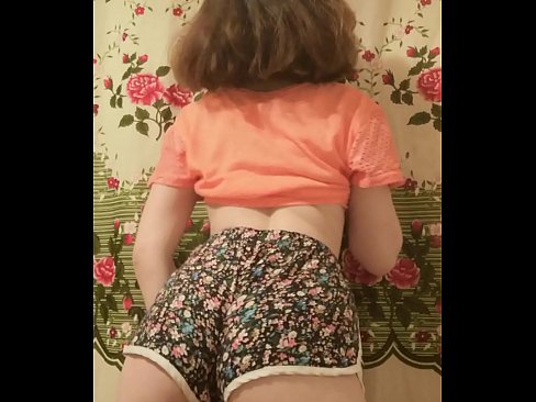 ❤️ Sexy junges Babe zieht ihre Shorts vor der Kamera aus ❤️❌ Porno bei de.hentaisun.ru ️❤