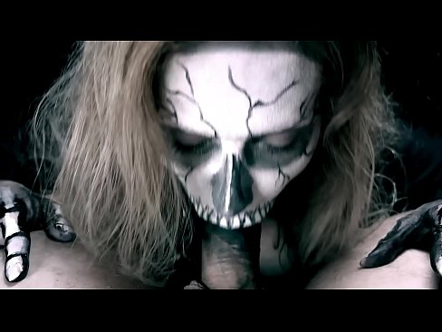 ❤️ Dämonenmädchen lutscht Schwanz mit ihrem schwarzen Mund und schluckt Sperma. ❤️❌ Porno bei de.hentaisun.ru ️❤